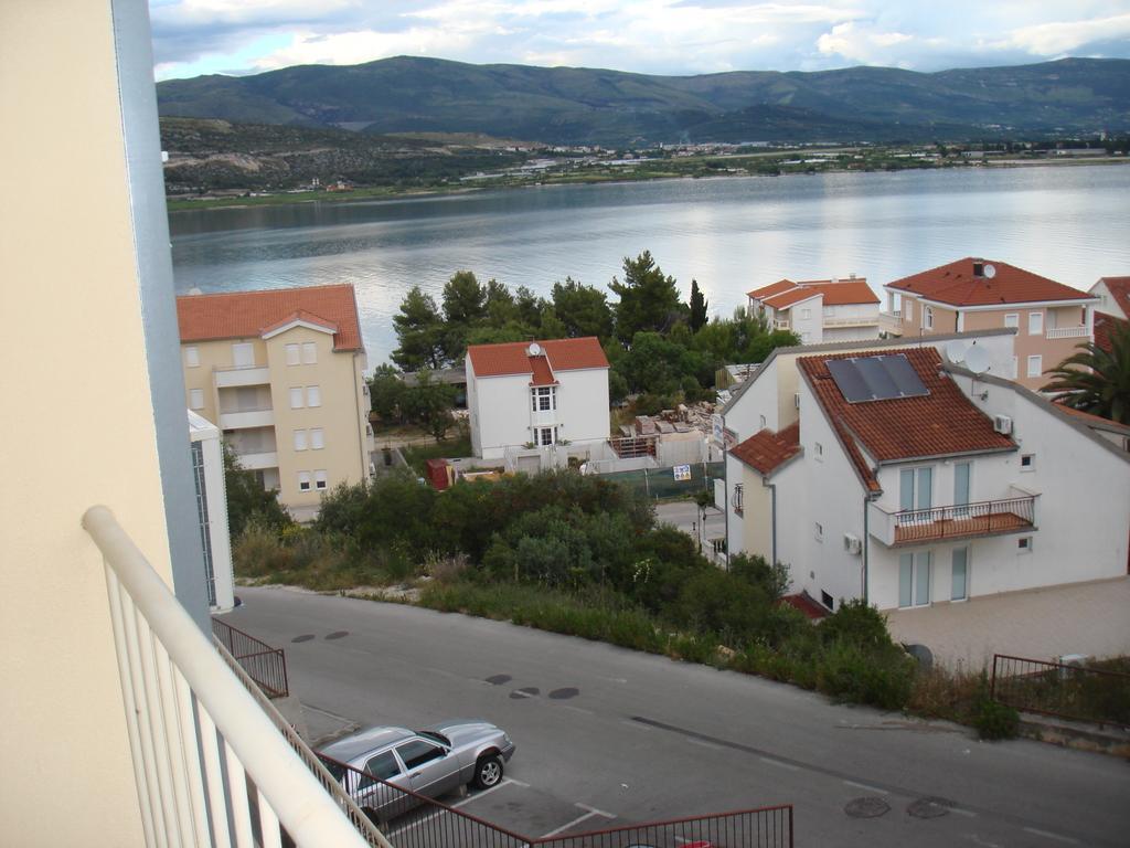 Apartment Z&E Trogir Exteriör bild