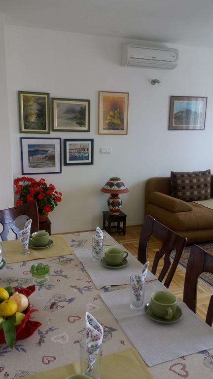 Apartment Z&E Trogir Exteriör bild